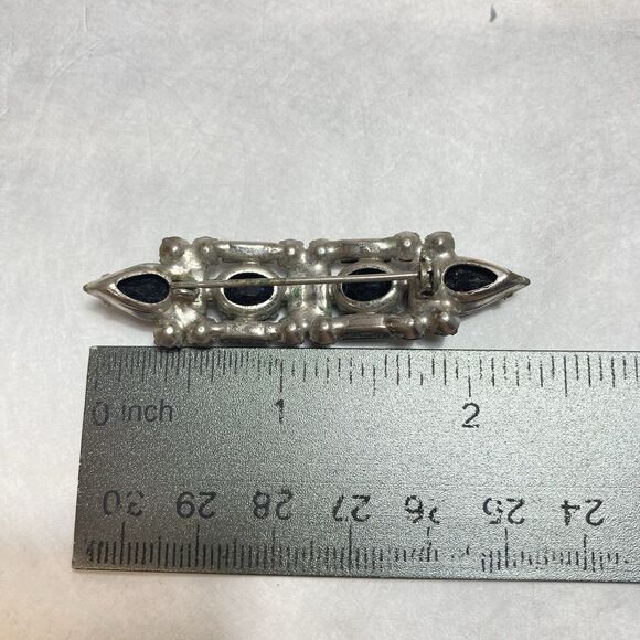 Vintage Pin Brooch Black Baguette Crystal Marcasite Rhinestone Bar - Picture 2 of 3